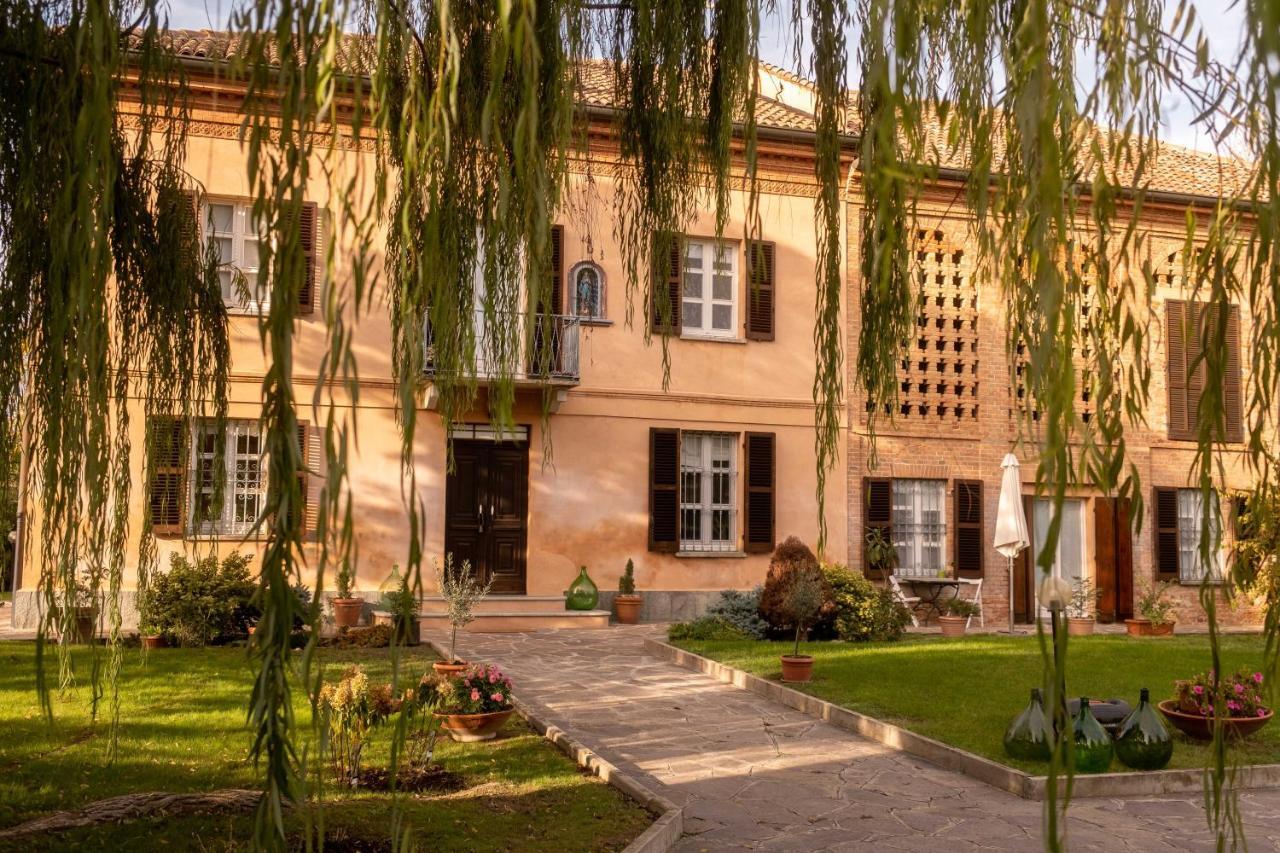 Apart-Agriturismo "La Colomba" Nizza Monferrato Exterior foto